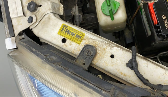 2018 Maruti Wagon R 1.0 LXI CNG, CNG, Manual, 56,733 km, Left headlight - Clamp has minor damage