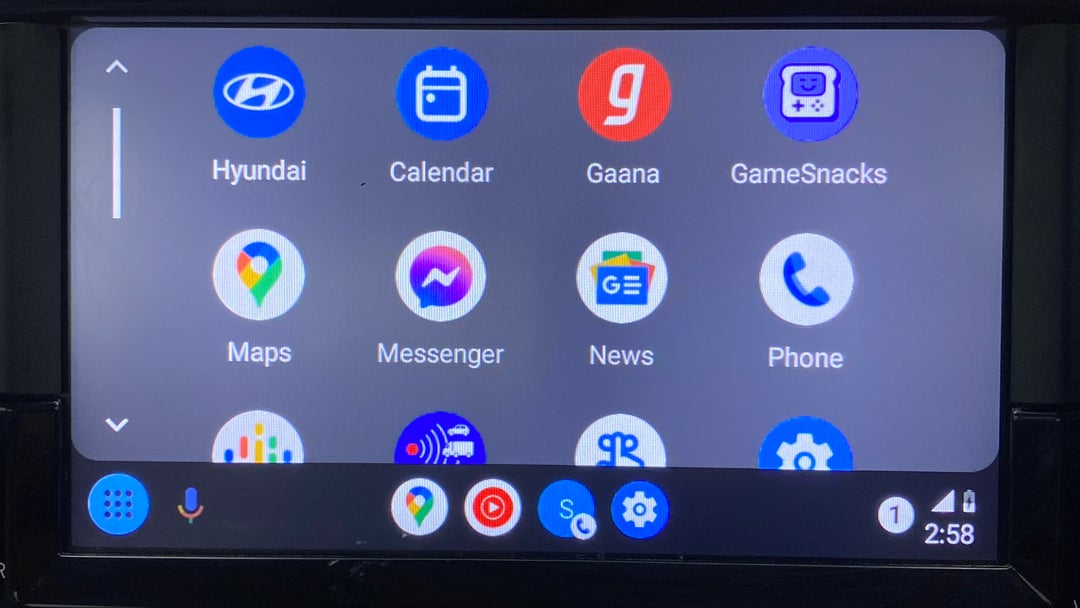 Apple CarPlay and Android Auto