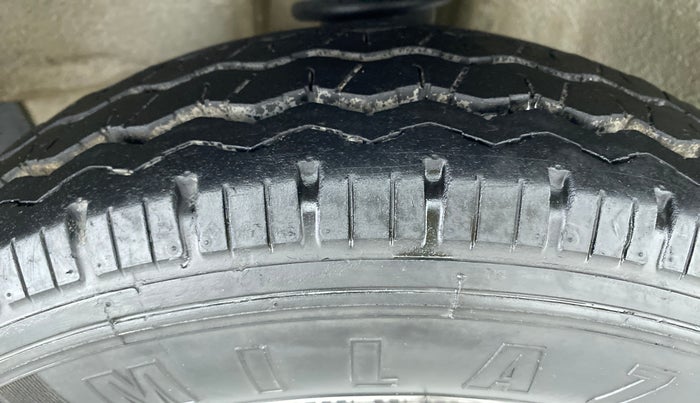 2018 Maruti OMNI E 8 STR, Petrol, Manual, 8,189 km, Right Front Tyre Tread