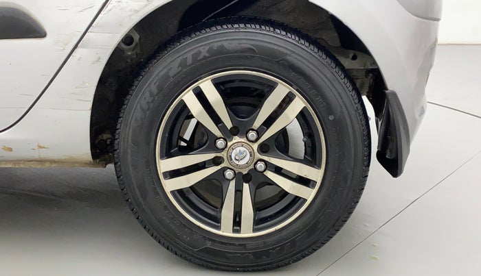 2012 Hyundai i10 MAGNA 1.2, Petrol, Manual, 60,993 km, Left Rear Wheel