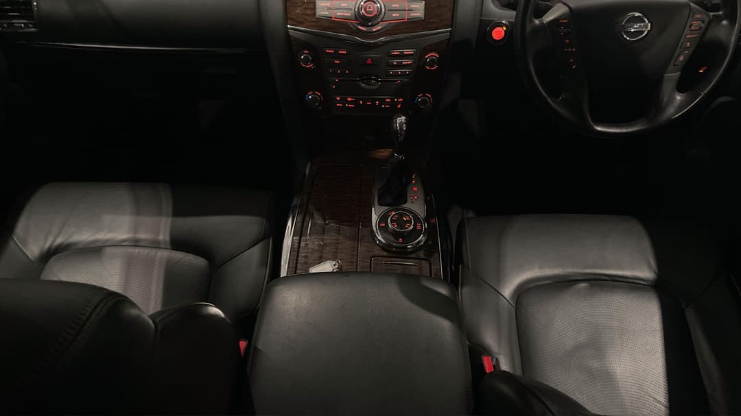 2020 Nissan Patrol Ti (4x4), Automatic, 76321 km, Center Console