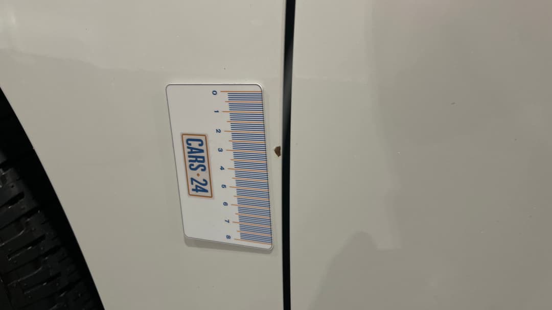 2020 Nissan Patrol Ti (4x4), Automatic, 76321 km, Quarter Panel Front LHS Guard Chip