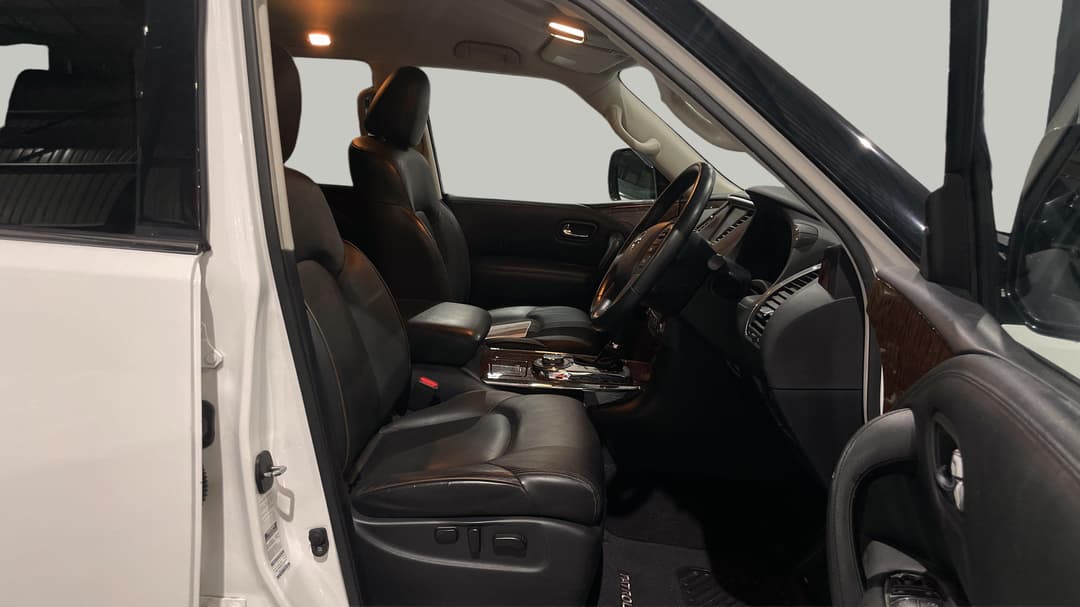 2020 Nissan Patrol Ti (4x4), Automatic, 76321 km, Right Side Front Door Cabin View