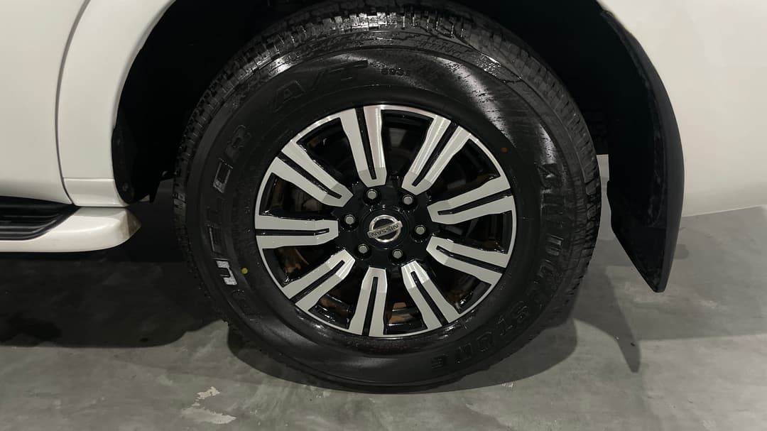 2020 Nissan Patrol Ti (4x4), Automatic, 76321 km, Left Rear Wheel