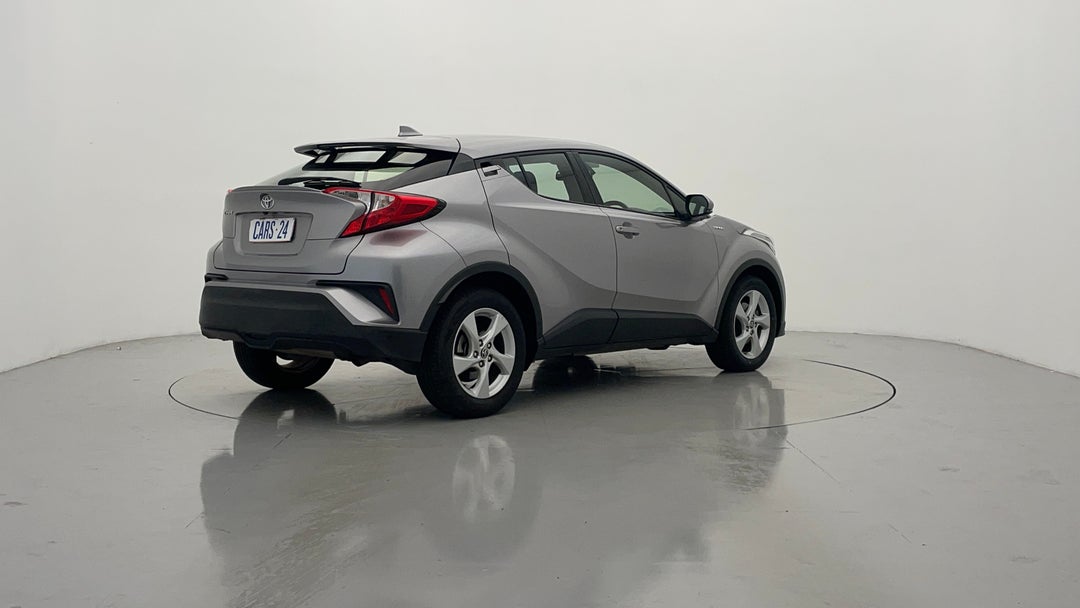 Right Back Diagonal (45- Degree) View