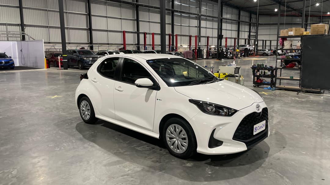 2025 Toyota Yaris Ascent Sport Hybrid, Automatic, 30628 km, 