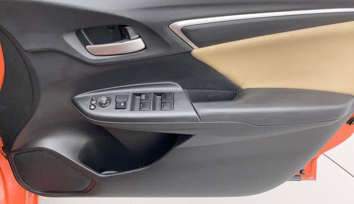 2016 Honda Jazz 1.2L I-VTEC V AT, Petrol, Automatic, 58,408 km, Driver Side Door Panels Control