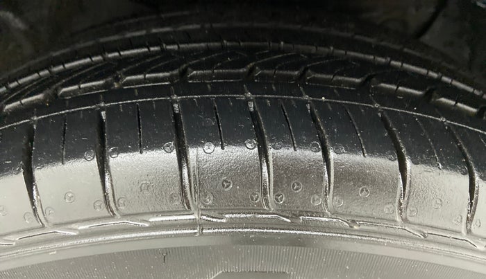 2019 Hyundai Creta 1.6 SX VTVT, Petrol, Manual, 3,802 km, Right Front Tyre Tread
