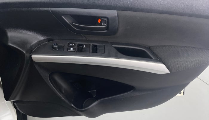 2016 Maruti S Cross SIGMA 1.3, Diesel, Manual, 82,576 km, Driver Side Door Panels Control