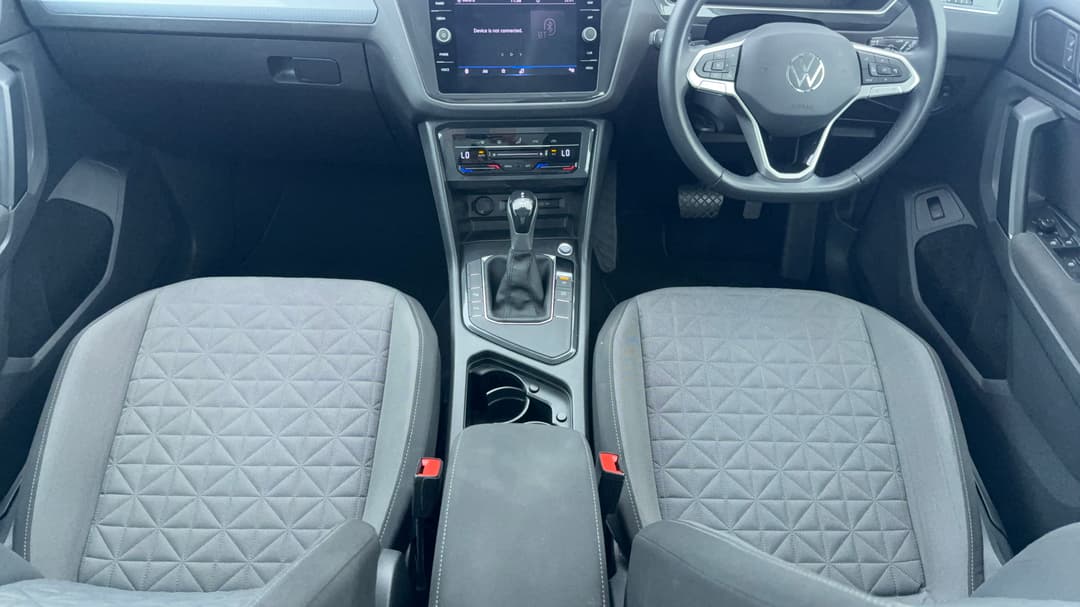 2020 Volkswagen Tiguan 110tsi Life, Automatic, 63489 km, Center Console