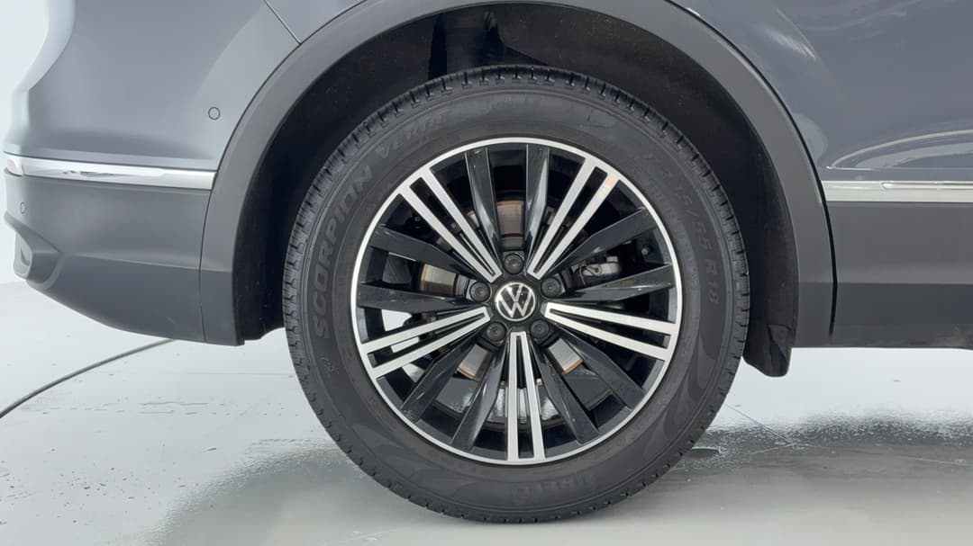 2020 Volkswagen Tiguan 110tsi Life, Automatic, 63489 km, Right Rear Wheel