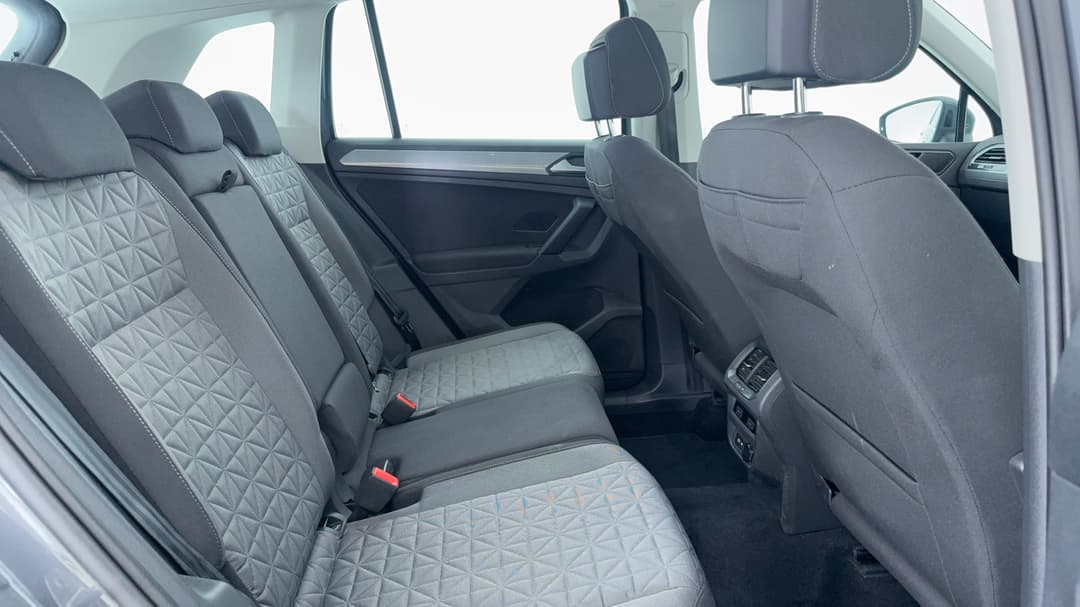2020 Volkswagen Tiguan 110tsi Life, Automatic, 63489 km, Right Side Rear Door Cabin View