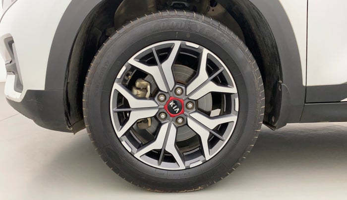 2019 KIA SELTOS GTK 1.4 PETROL, Petrol, Manual, 1,15,048 km, Left Front Wheel