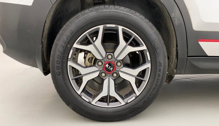 2019 KIA SELTOS GTK 1.4 PETROL, Petrol, Manual, 1,15,048 km, Right Rear Wheel
