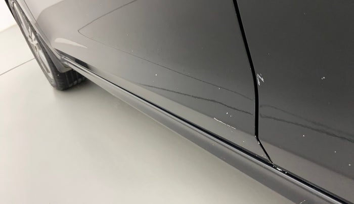 2018 Hyundai Verna 1.6 VTVT SX (O) AT, Petrol, Automatic, 1,13,578 km, Front passenger door - Slightly dented