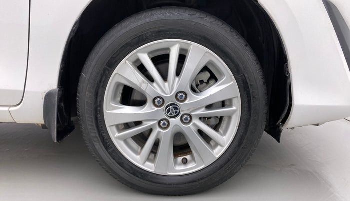 2018 Toyota YARIS V CVT, Petrol, Automatic, 27,748 km, Right Front Wheel