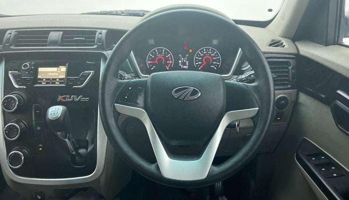 2016 Mahindra Kuv100 K8 D 6 STR, Diesel, Manual, 31,976 km, Steering Wheel Close Up