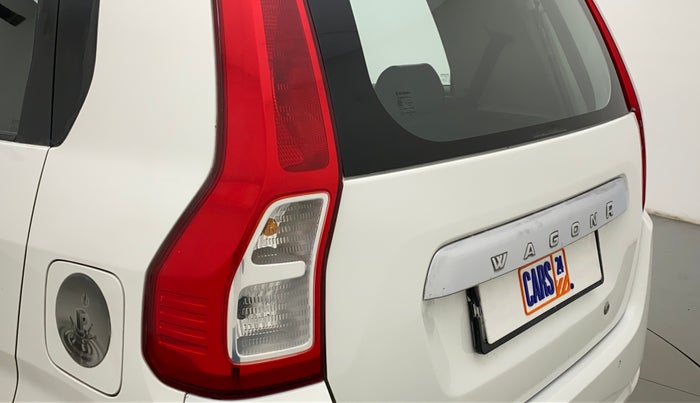 2019 Maruti New Wagon-R LXI CNG 1.0 L, CNG, Manual, 48,352 km, Left tail light - Reverse gear light not functional
