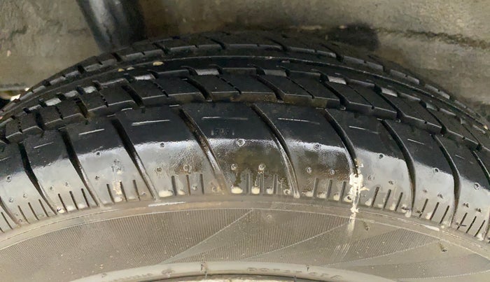 2019 Maruti New Wagon-R LXI CNG 1.0 L, CNG, Manual, 48,352 km, Right Rear Tyre Tread