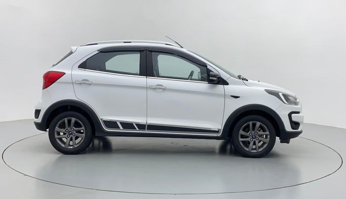 2018 Ford FREESTYLE TITANIUM 1.2 TI-VCT MT, Petrol, Manual, 16,203 km, Right Side View
