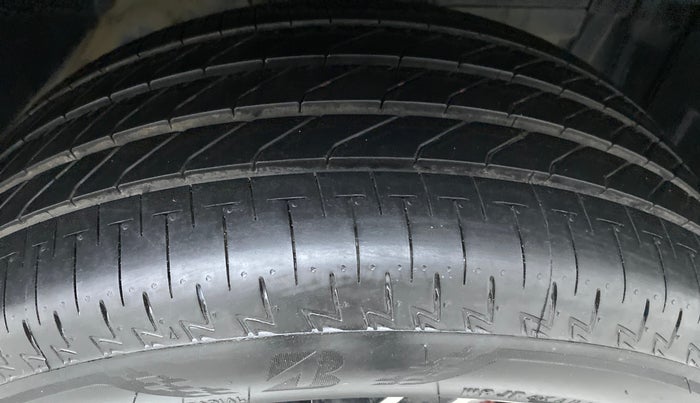2021 Maruti Vitara Brezza VXI, Petrol, Manual, 24,390 km, Right Front Tyre Tread