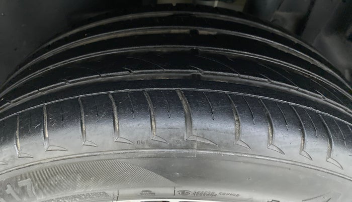 2021 Maruti Vitara Brezza VXI, Petrol, Manual, 24,390 km, Left Rear Tyre Tread