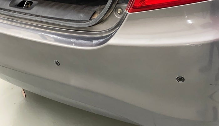 2014 Maruti Swift Dzire ZXI, CNG, Manual, 1,00,255 km, Infotainment system - Parking sensor not working