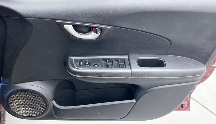 2017 Honda BR-V 1.5L I- DTEC S, Diesel, Manual, 65,395 km, Driver Side Door Panels Control