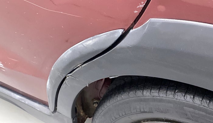 2017 Honda BR-V 1.5L I- DTEC S, Diesel, Manual, 65,395 km, Left quarter panel - Cladding has minor damage