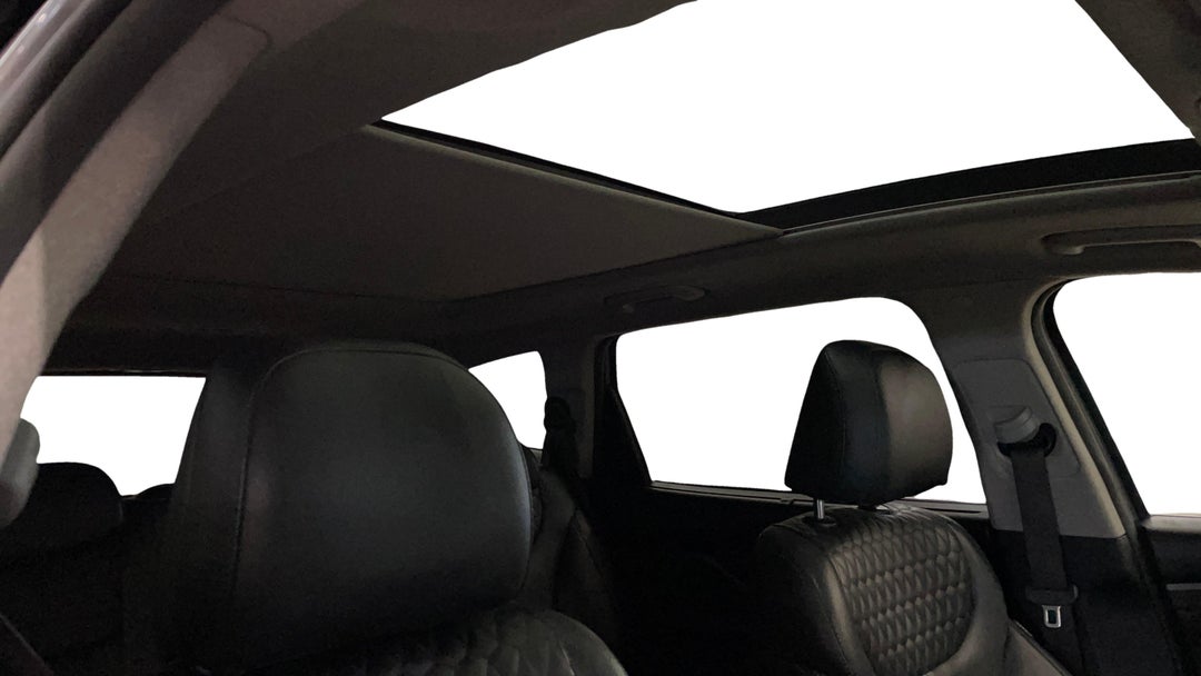 Interior Sunroof/Moonroof
