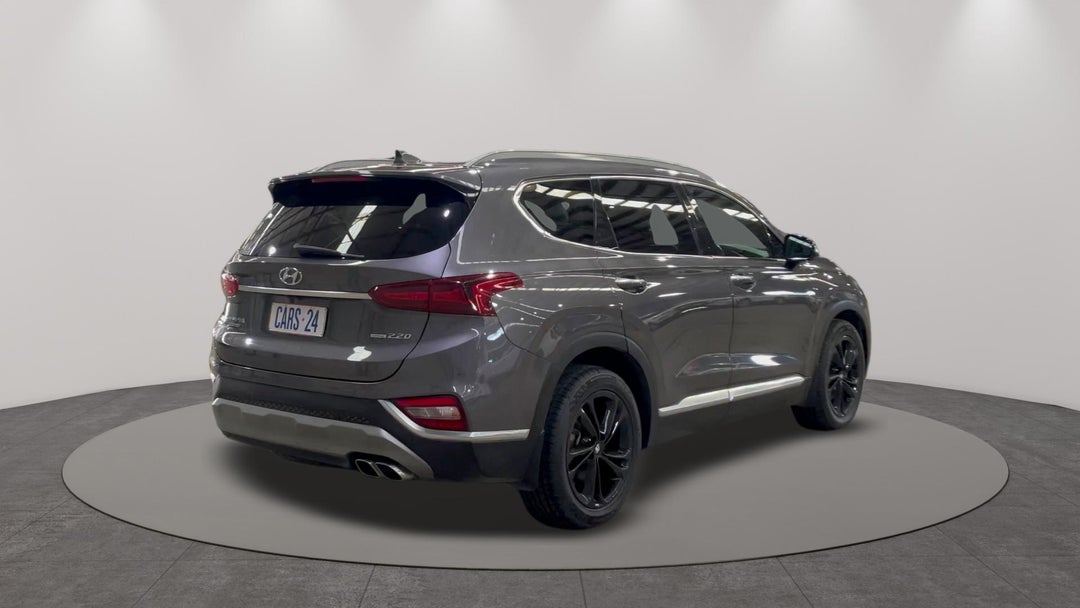 Right Back Diagonal (45- Degree) View