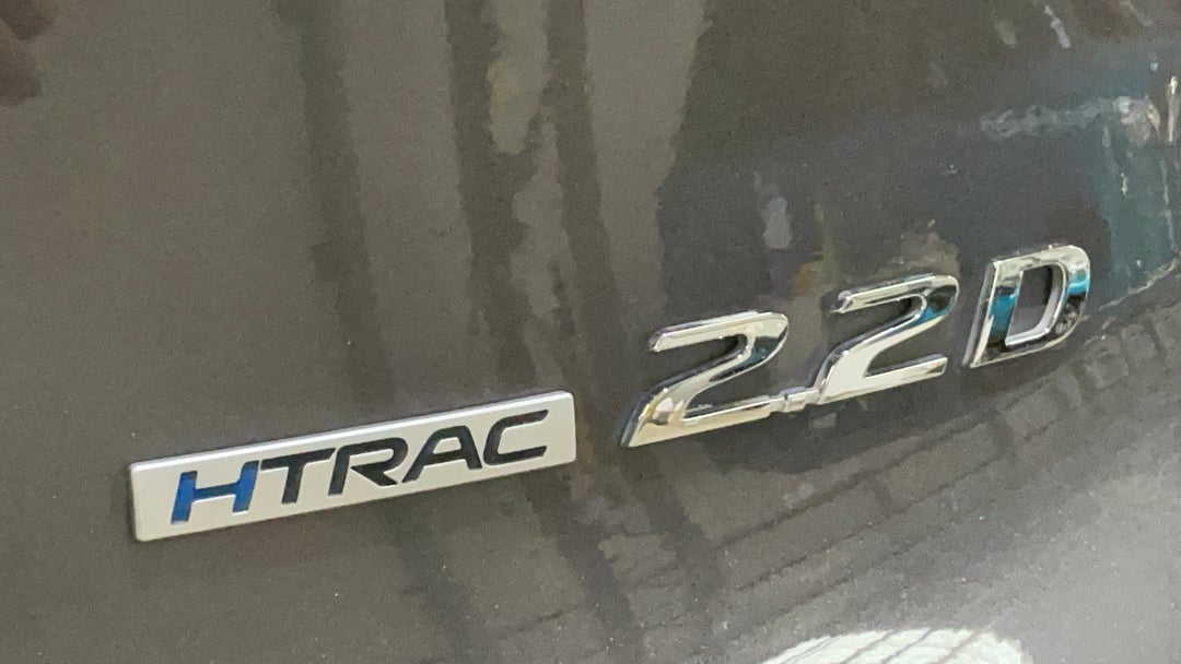 Badge (Boot Right Side)