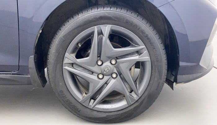 2021 Hyundai NEW I20 SPORTZ 1.2 MT, Petrol, Manual, 28,512 km, Right Front Wheel