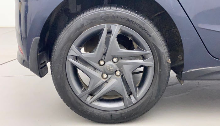 2021 Hyundai NEW I20 SPORTZ 1.2 MT, Petrol, Manual, 28,512 km, Right Rear Wheel