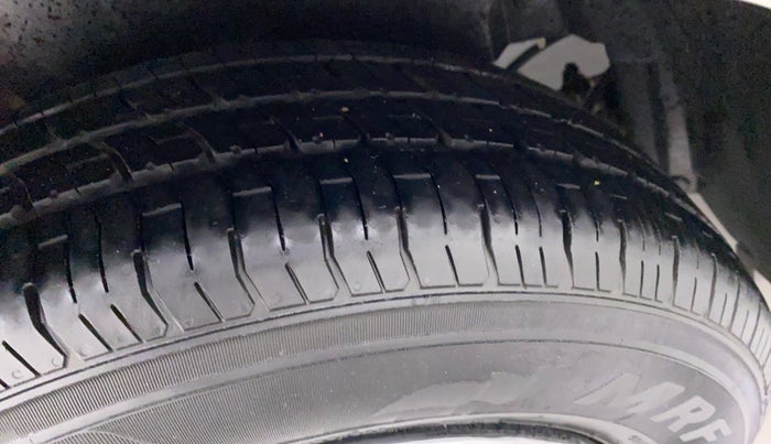 2014 Maruti Swift Dzire VDI BS IV, Diesel, Manual, 87,595 km, Right Rear Tyre Tread