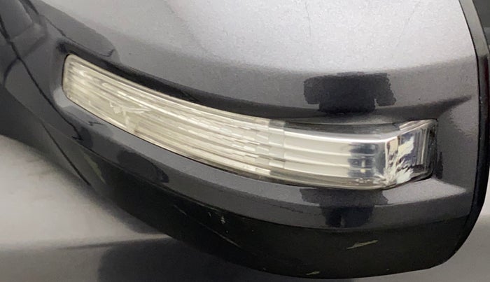 2017 Maruti Vitara Brezza ZDI PLUS, Diesel, Manual, 59,414 km, Left rear-view mirror - Indicator light has minor damage