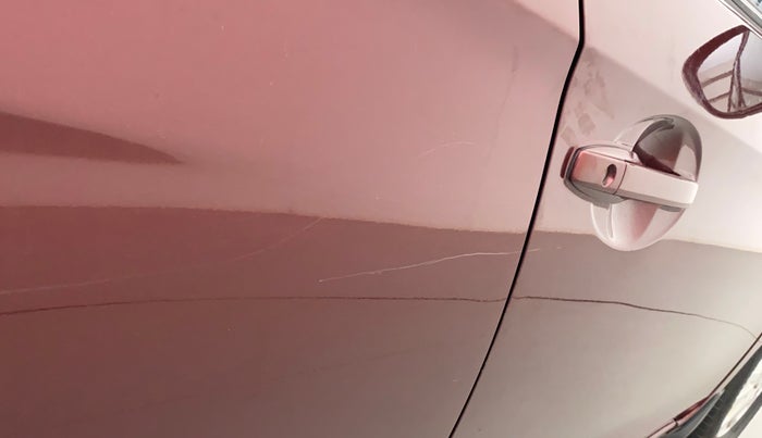 2014 Honda Amaze 1.2L I-VTEC VX, Petrol, Manual, 50,557 km, Right rear door - Minor scratches