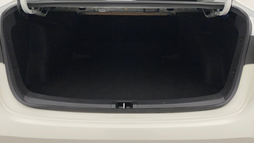 2020 Toyota Corolla Ascent Sport Hybrid, Automatic, 79664 km, Boot Inside View