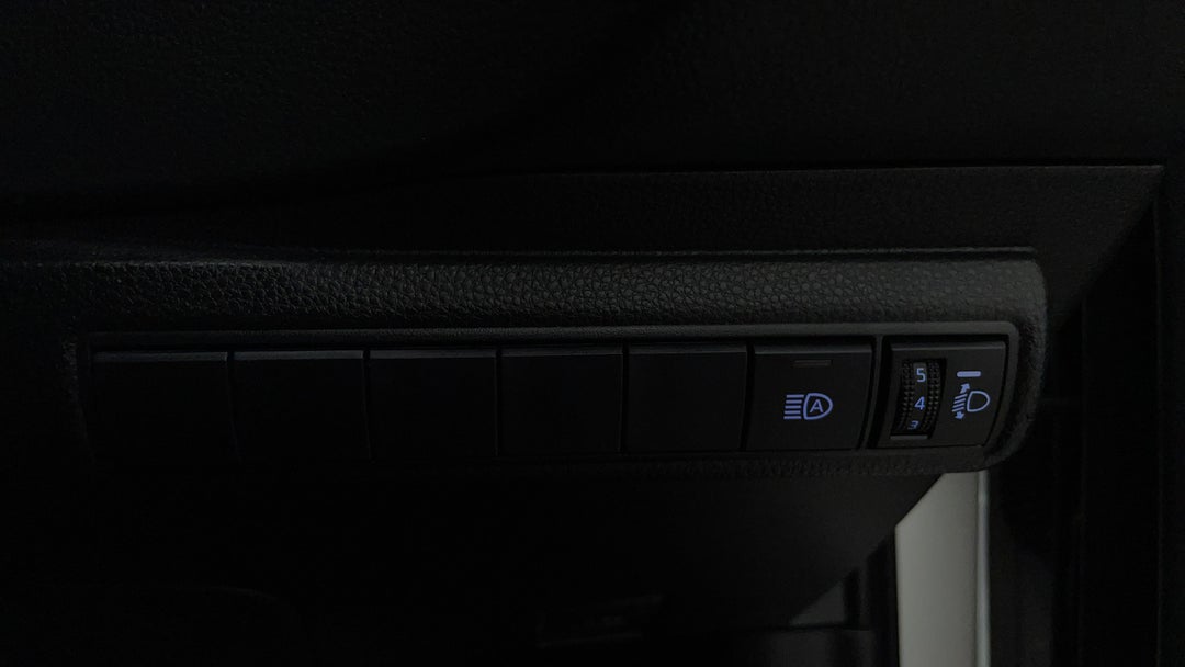 2020 Toyota Corolla Ascent Sport Hybrid, Automatic, 79664 km, Utility Switches/Buttons