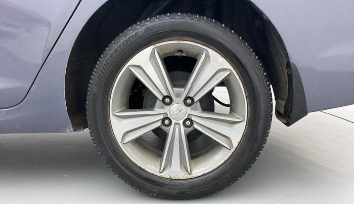 2019 Hyundai Verna 1.6 SX VTVT, Petrol, Manual, 34,666 km, Left Rear Wheel