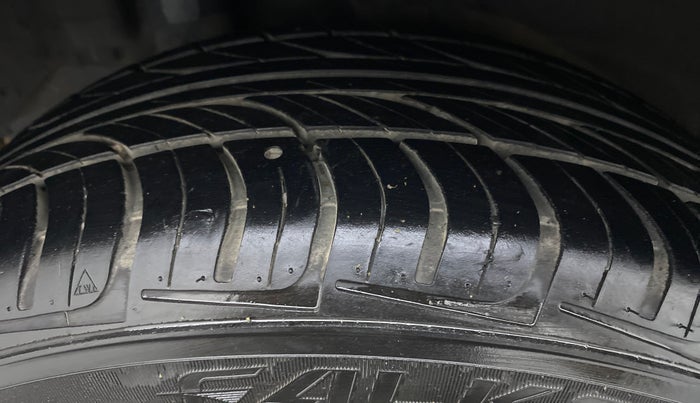 2019 Hyundai Verna 1.6 SX VTVT, Petrol, Manual, 34,666 km, Right Rear Tyre Tread