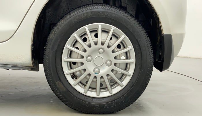2013 Maruti Swift LXI D, Petrol, Manual, 43,685 km, Left Rear Wheel