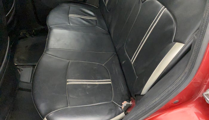 2016 Renault Kwid RXT 1.0, Petrol, Manual, 79,245 km, Second-row left seat - Cover slightly stained