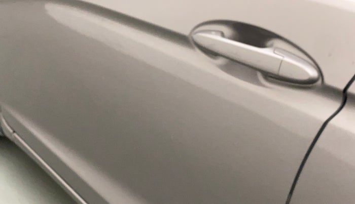 2015 Honda Jazz 1.2L I-VTEC SV, Petrol, Manual, 79,999 km, Front passenger door - Minor scratches