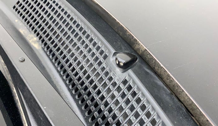2012 Honda Brio EX MT, Petrol, Manual, 87,821 km, Front windshield - Wiper nozzle not functional