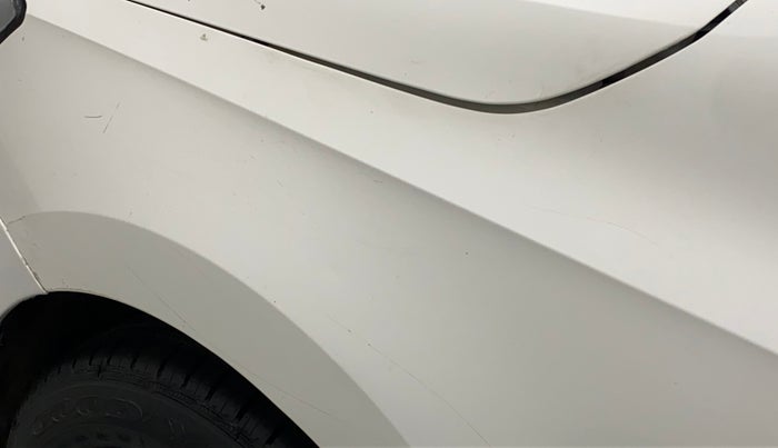 2017 Skoda Rapid AMBITION 1.5 TDI, Diesel, Manual, 1,23,383 km, Left fender - Minor scratches
