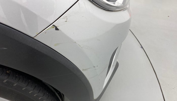 2021 Renault TRIBER RXT, Petrol, Manual, 33,956 km, Front bumper - Minor scratches