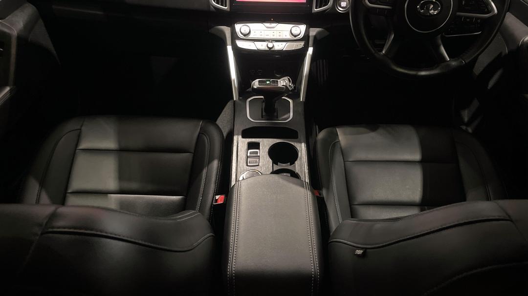 2024 GWM Ute Cannon-l (4x4), Automatic, 19920 km, Center Console