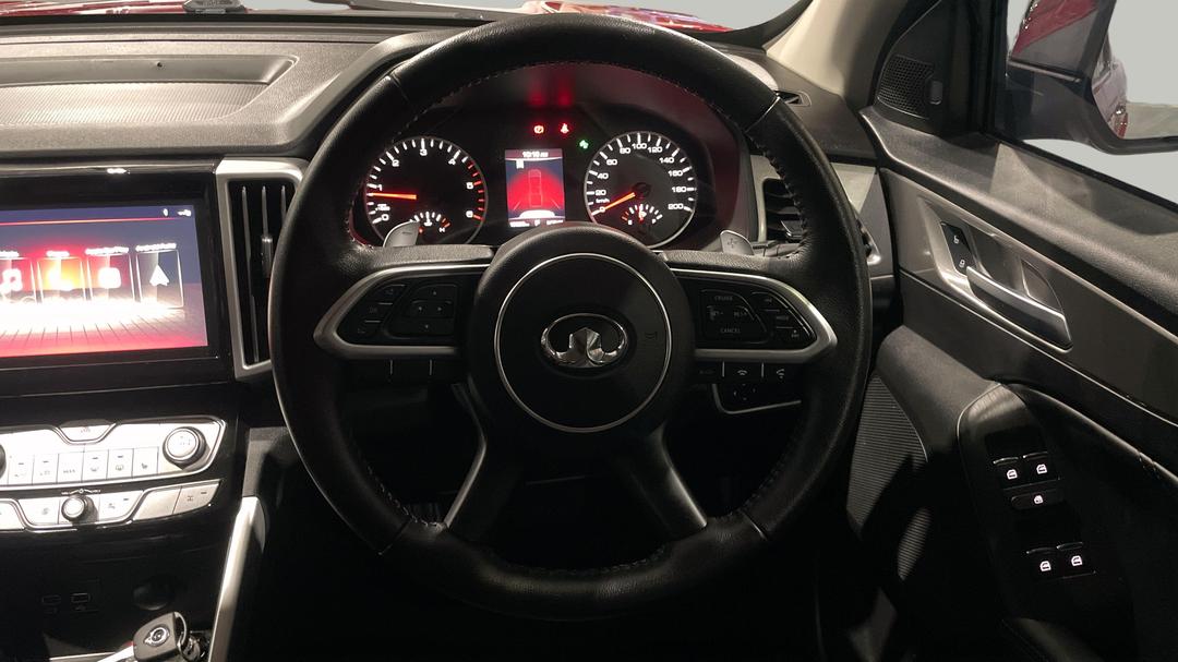2024 GWM Ute Cannon-l (4x4), Automatic, 19920 km, Steering Wheel Close-up