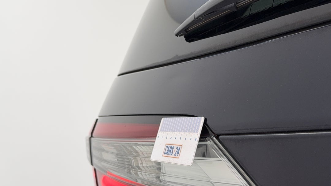 Boot / Tailgate Tailgate Dent